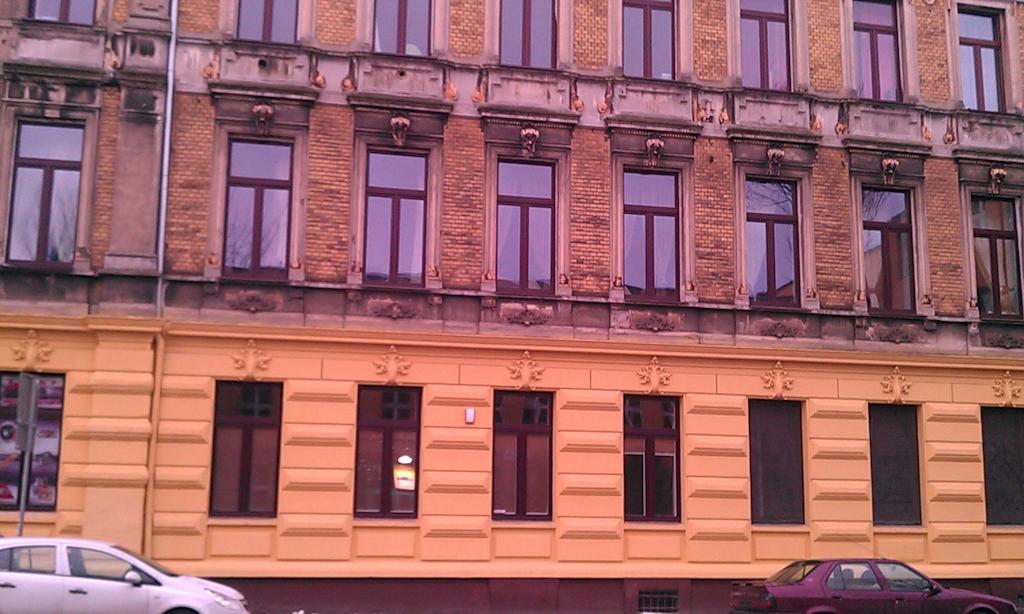 Pokoje Goscinne P.O.W. 17 Lodz  Luaran gambar